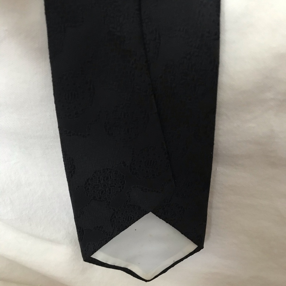 Black Funeral Tie with Textured Floral - Picture 5 of 5